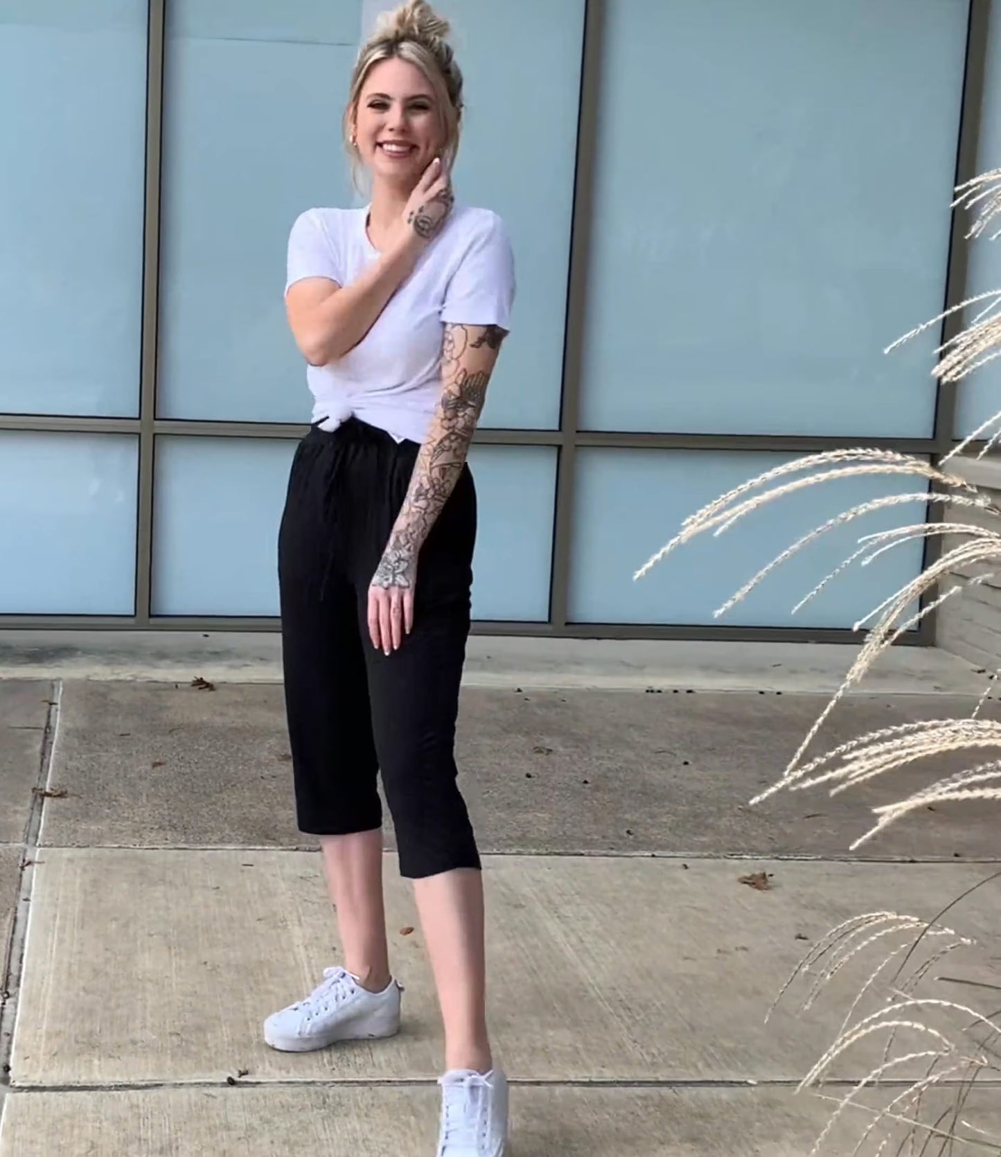 SOMER Yoga Pants with Pockets for Women Capri Flared Pants High Waist Drawstring Workout Pants Casual Work Pants Flare Leggings for Summer