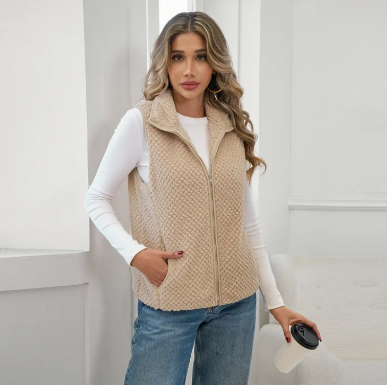 SOMER Women's Cozy Fuzzy Fleece Vest Sherpa Sleeveless Zipper Jacket Warm Lightweight Outerwear with Pocket